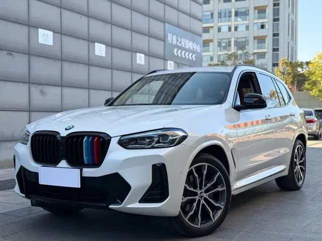 Фотография автомобиля — BMW X3