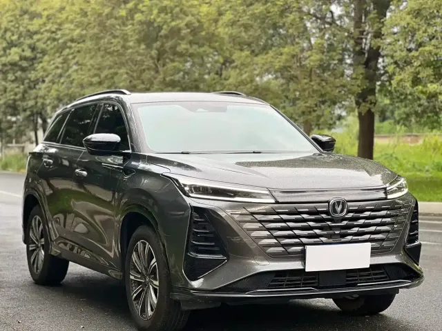 Changan CS75 Plus — Фото автомобиля 3