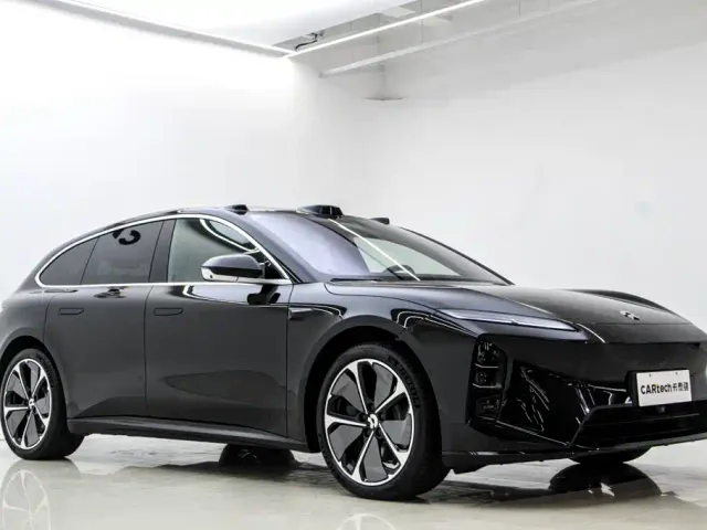 Nio ET5 Touring — Фото автомобиля 3