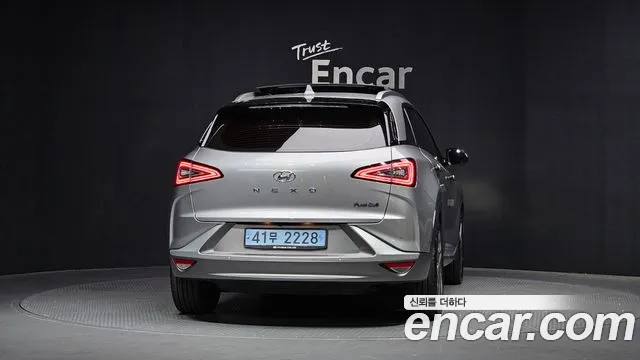 Hyundai Nexo Nexo Premium — Фото автомобиля 3