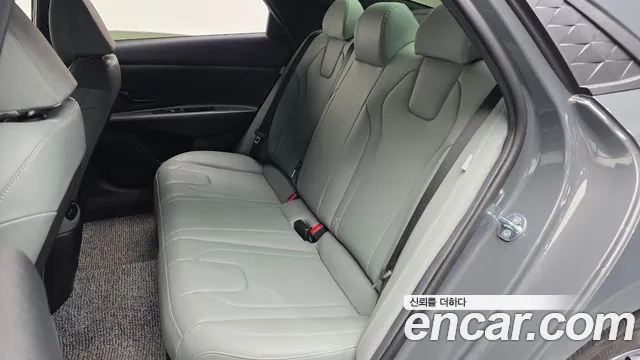 Hyundai Avante CN7 — Фото автомобиля 26