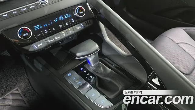 Hyundai Avante CN7 — Фото автомобиля 12