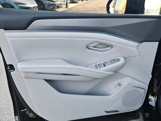 BYD Song Ultra — Фото автомобиля 16