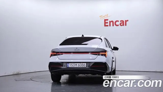 Hyundai Avante CN7 — Фото автомобиля 4