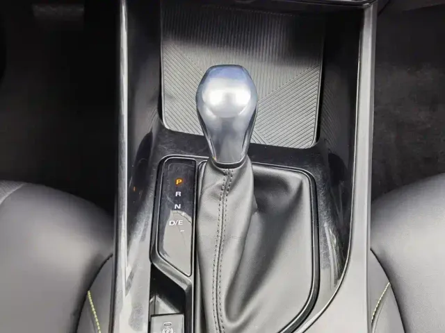 Roewe i5 — Фото автомобиля 13