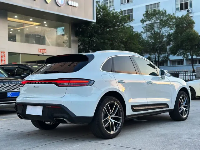 Porsche Macan — Фото автомобиля 6