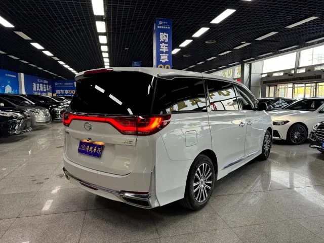 GAC Trumpchi M8 — Фото автомобиля 14