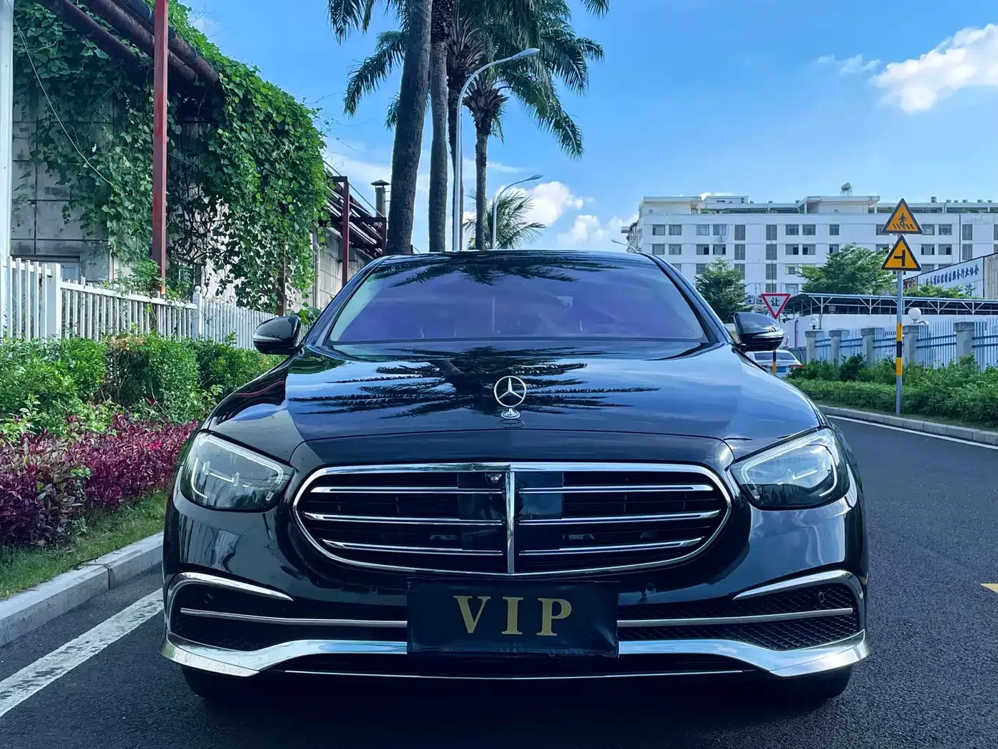 Mercedes-Benz Mercedes-Benz E-Class 2023 Facelift E 300 L Fashion — Фото автомобиля 2