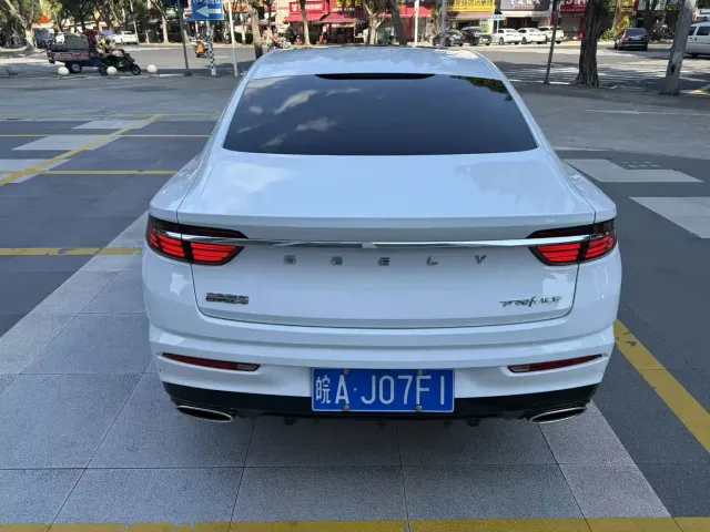 Geely Xingrui — Фото автомобиля 5