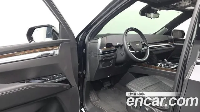 Cadillac Escalade — Фото автомобиля 10