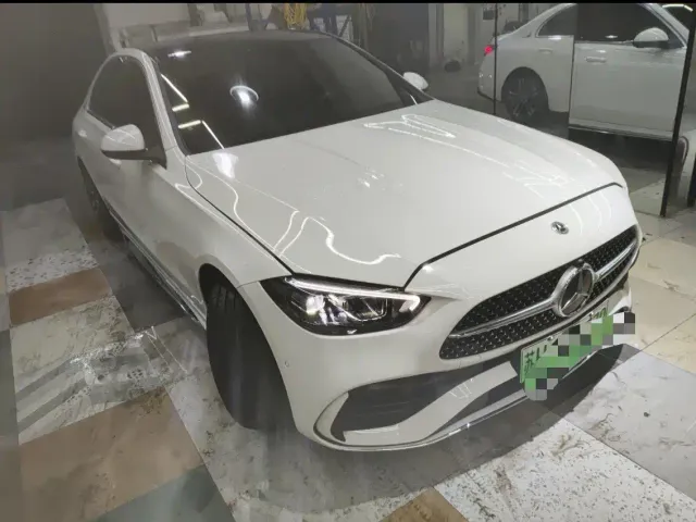 Mercedes-Benz C-Class — Фото автомобиля 2