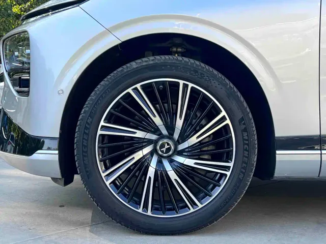 Xpeng G9 — Фото автомобиля 4