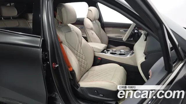 Genesis GV70 — Фото автомобиля 16