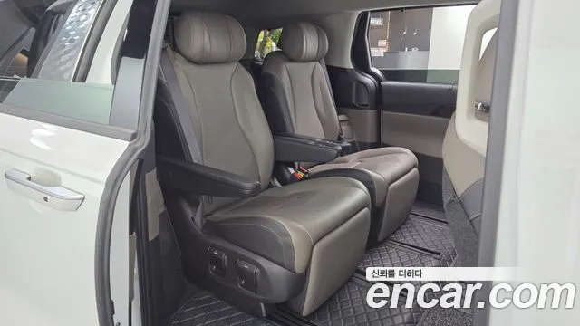Kia Carnival 4th Gen — Фото автомобиля 17
