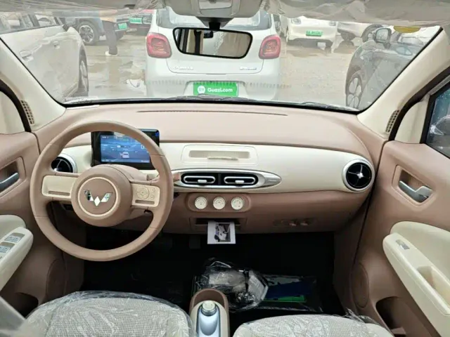 Wuling Hongguang Mini EV — Фото автомобиля 9