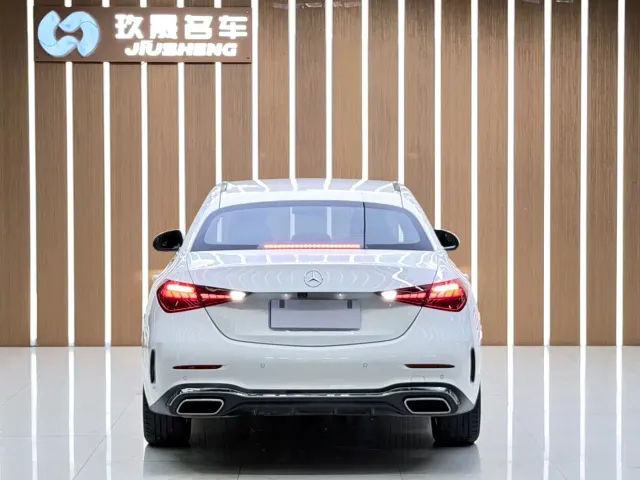 Mercedes-Benz C-Class — Фото автомобиля 17