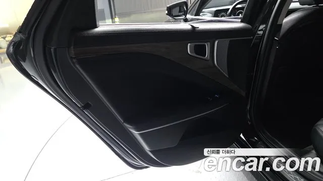 Kia K8 3.5 Бензин 2WD — Фото автомобиля 22