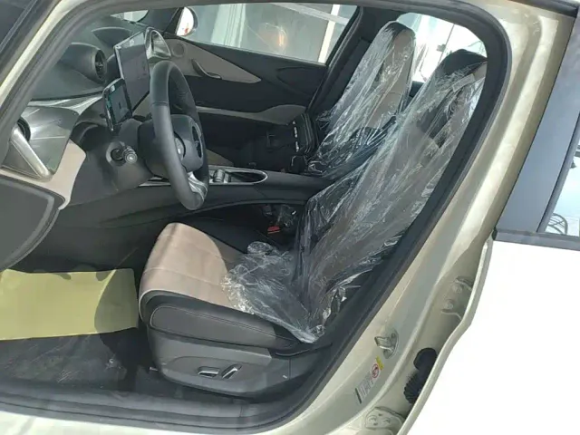 BYD Dolphin — Фото автомобиля 14