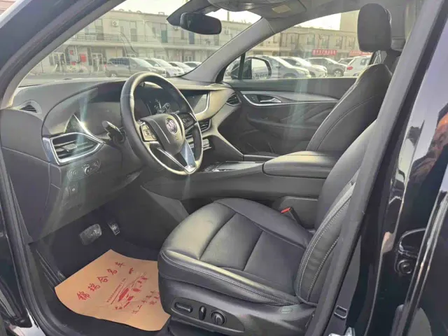 Buick Enclave — Фото автомобиля 10