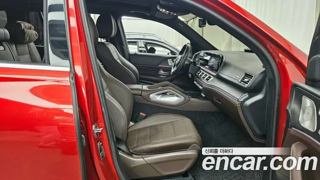 Mercedes-Benz GLS-Class — Фото автомобиля 9