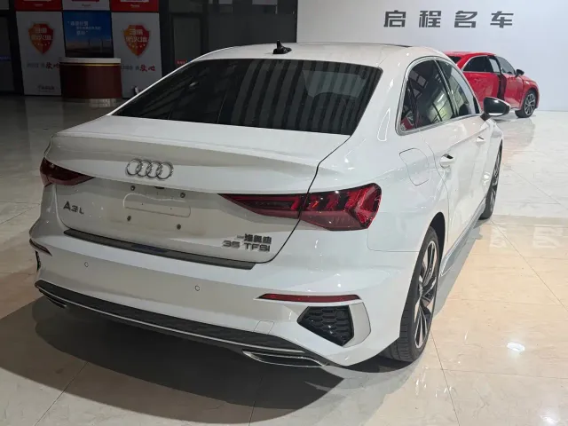 Audi A3 — Фото автомобиля 4