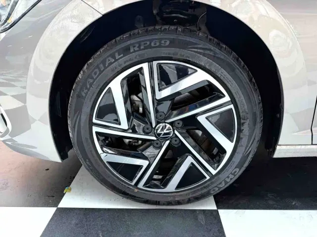 Volkswagen Sagitar — Фото автомобиля 4