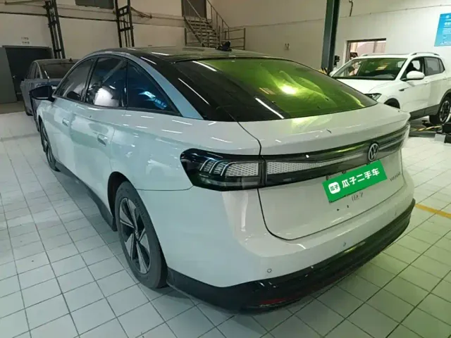 Volkswagen ID.7 Vizzion — Фото автомобиля 4