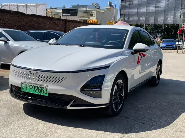 Wuling Starlight — Фото автомобиля 3