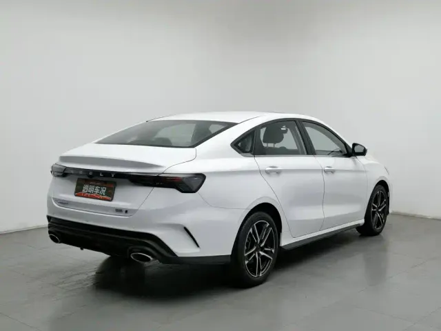 Geely Binrui — Фото автомобиля 2
