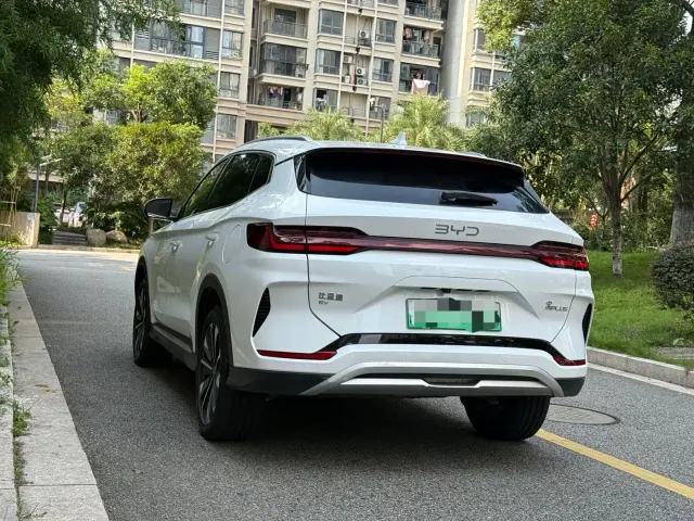 BYD Song PLUS — Фото автомобиля 14
