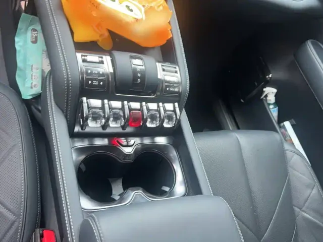 BYD FangChengBao Leopard 5 — Фото автомобиля 5