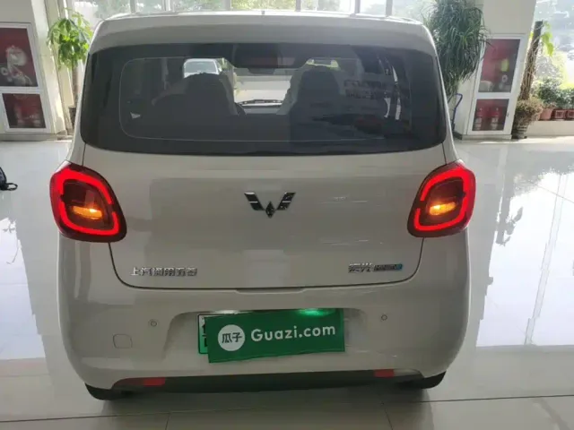 Wuling Hongguang Mini EV — Фото автомобиля 3
