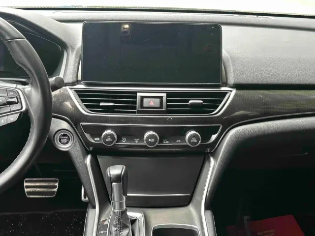 Honda Accord — Фото автомобиля 24