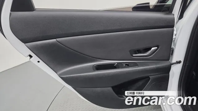 Hyundai Avante — Фото автомобиля 14