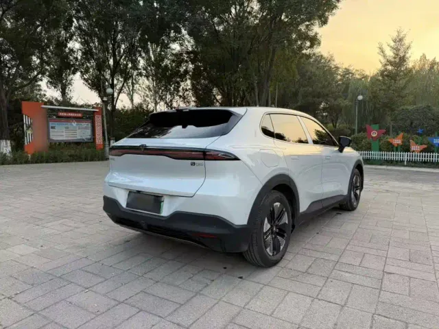 Deepal Shenlan S05 2026 620Plus Pure Electric Edition — Фото автомобиля 3