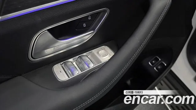 Mercedes-Benz GLE-Class — Фото автомобиля 27