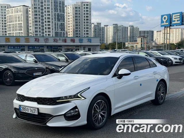 Kia K5 Generation 3 — Фото автомобиля 2
