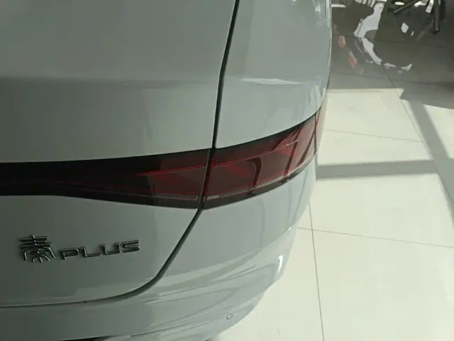 BYD Qin PLUS — Фото автомобиля 7