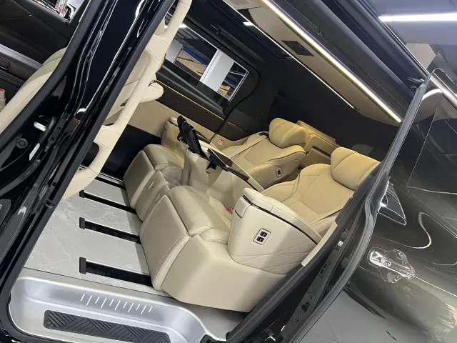 Toyota Alphard — Фото автомобиля 11