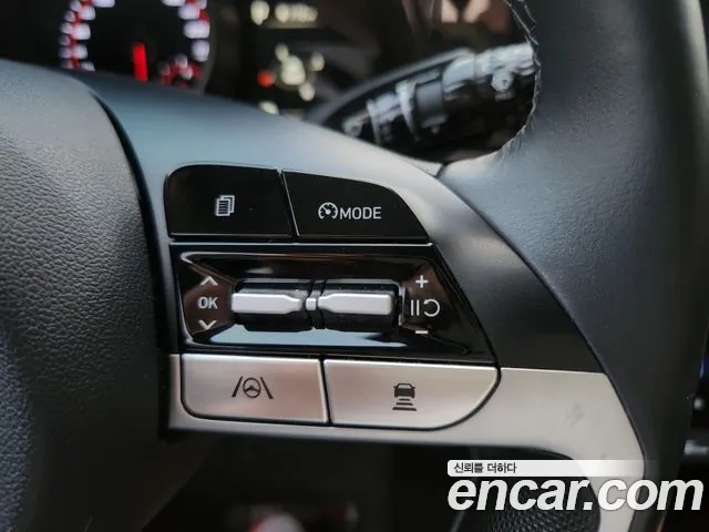 Hyundai Avante CN7 — Фото автомобиля 12