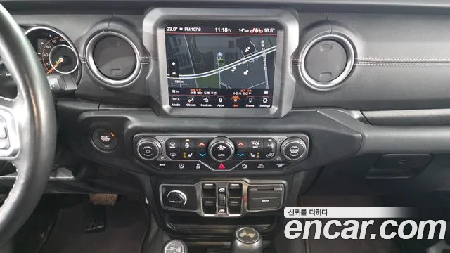 Jeep Wrangler JL — Фото автомобиля 20