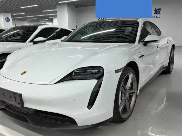 Фотография автомобиля — Porsche Taycan