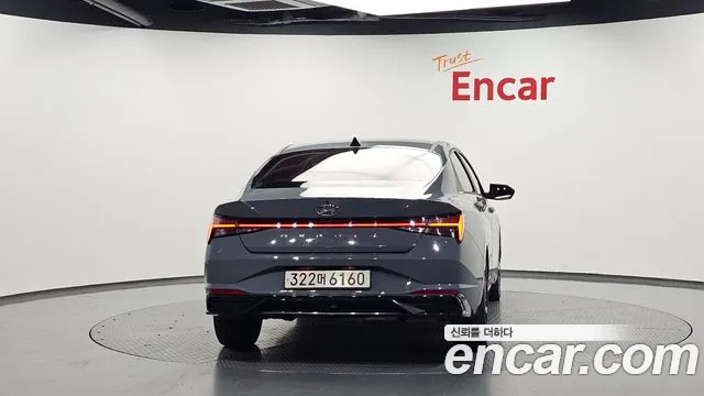 Hyundai Avante — Фото автомобиля 4