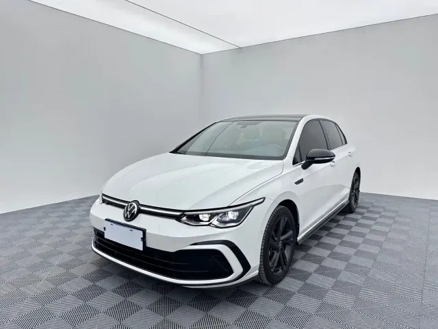 Фотография автомобиля — Volkswagen Golf