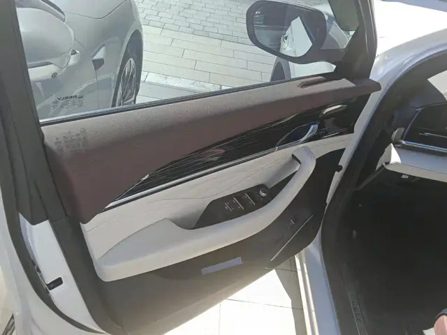 Geely Xingyue L — Фото автомобиля 7