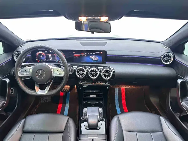 Mercedes-Benz A-Class — Фото автомобиля 10