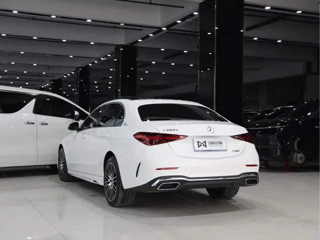 Mercedes-Benz C-Class — Фото автомобиля 14