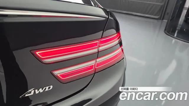 Genesis G80 Бензин 2.5 турбо AWD — Фото автомобиля 22