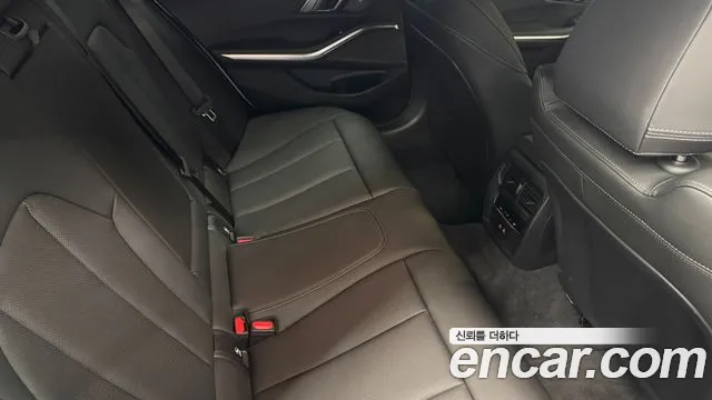 BMW 3-Series 3 серия (G20) 320i Touring M Sport — Фото автомобиля 10