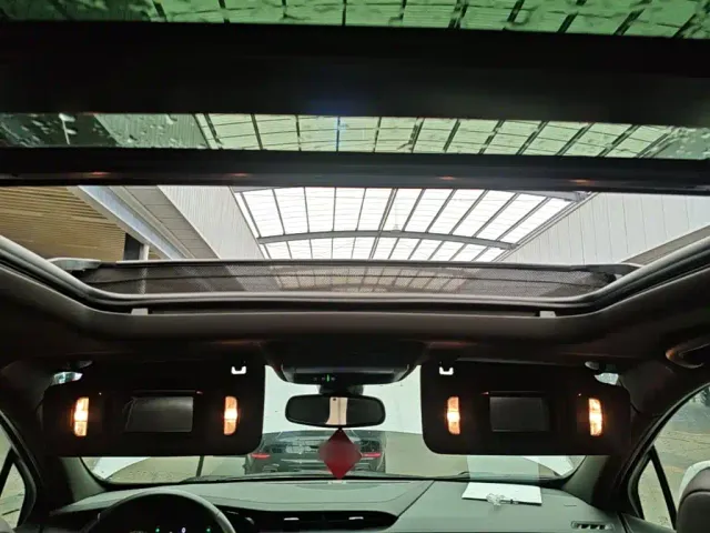 Cadillac XT5 — Фото автомобиля 17